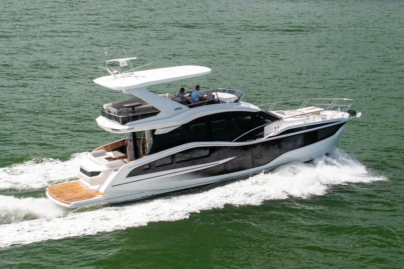 Slide: The Image of Galeon 520FLY 2027 - 59