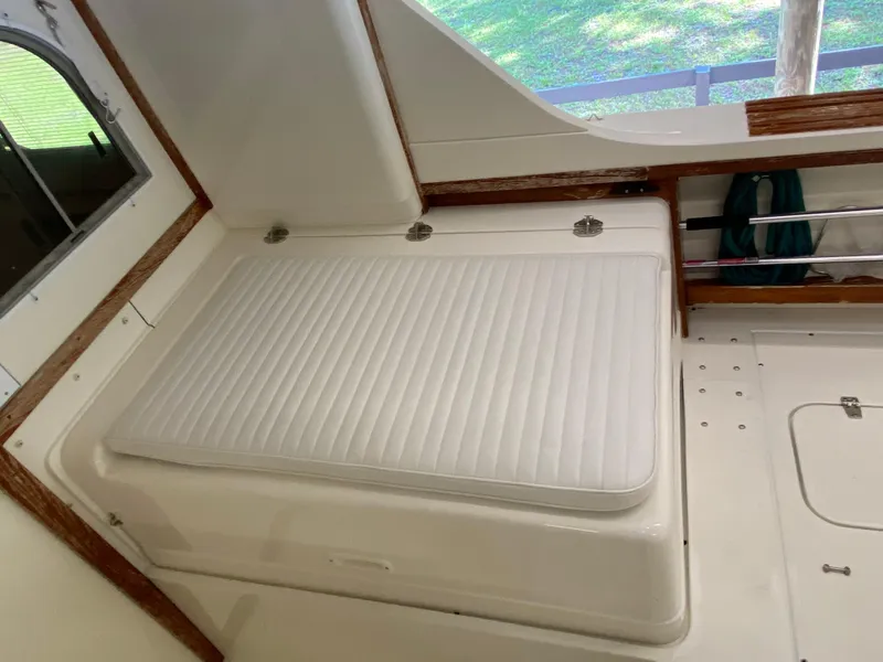 Slide: The Image of Blackfin 29 Flybridge 1988 - 58