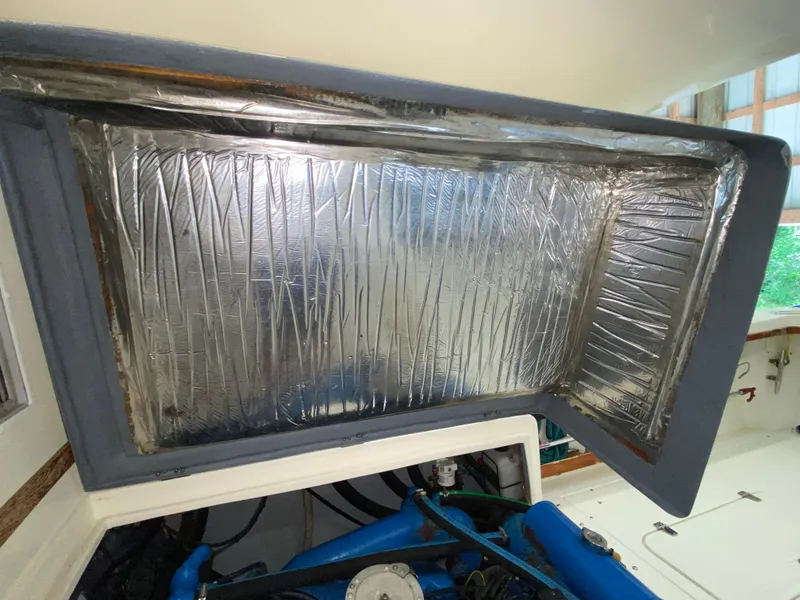 Slide: The Image of Blackfin 29 Flybridge 1988 - 69