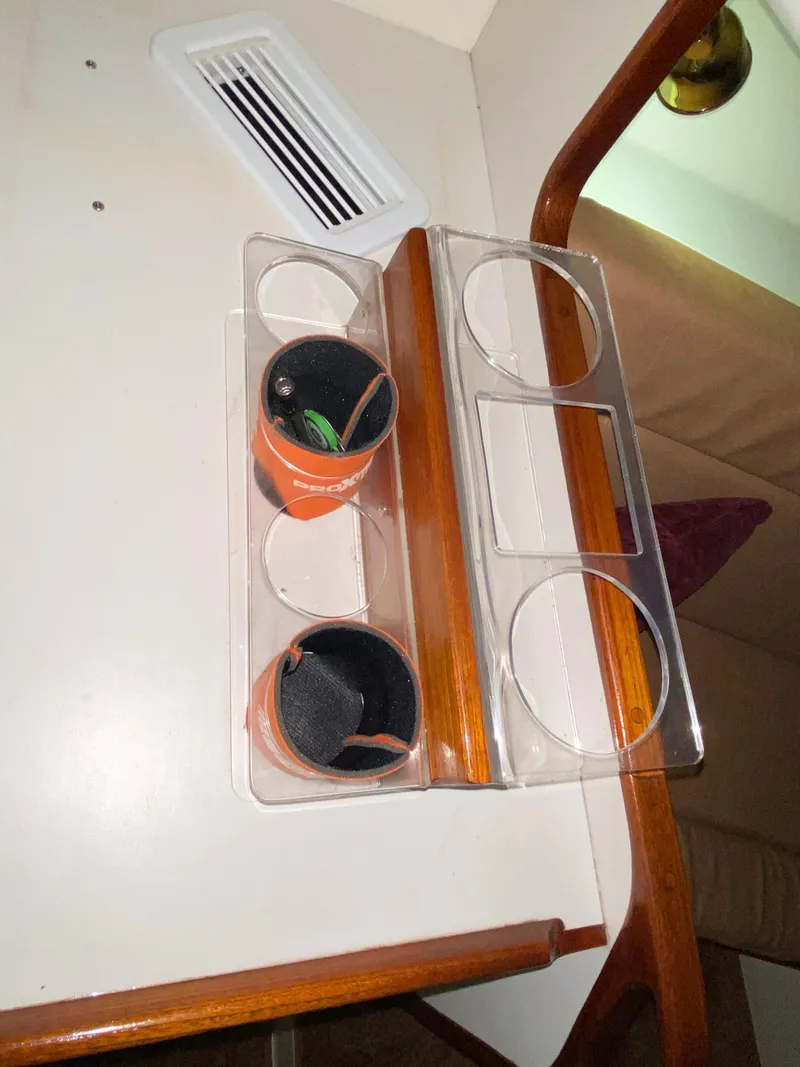 Slide: The Image of Blackfin 29 Flybridge 1988 - 77