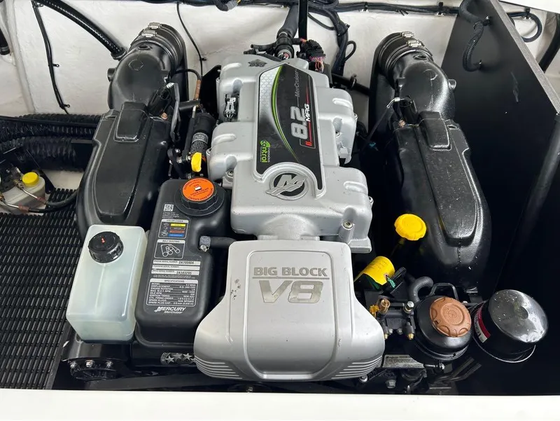 Slide: The Image of 2022 Monterey 298 Super Sport engine, featuring a powerful 8.2L V8 big block. - 9