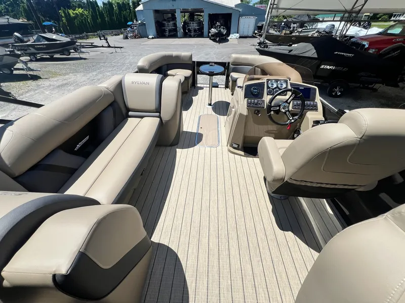 Slide: The Image of Sylvan X3 Party Fish Tritoon 2026 - 11