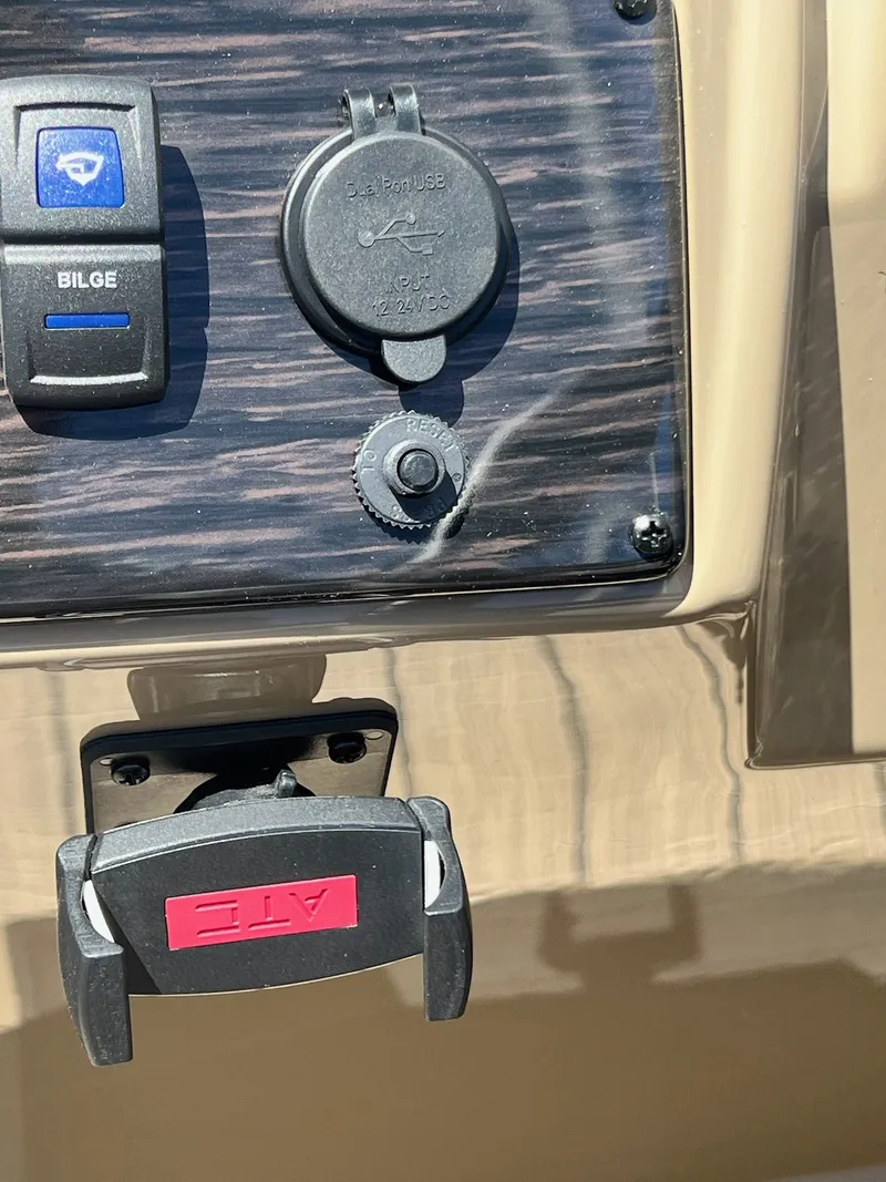 Slide: The Image of Sylvan X3 Party Fish Tritoon 2026 - 13