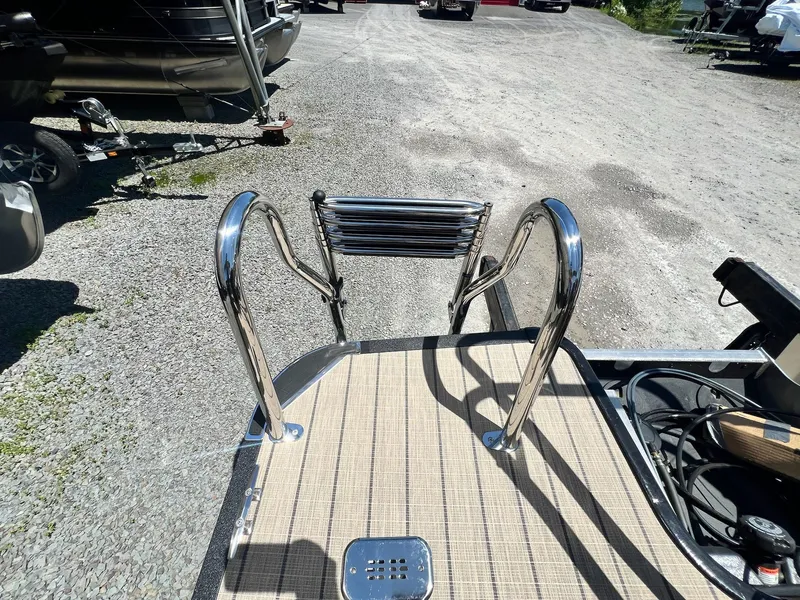 Slide: The Image of Sylvan X3 Party Fish Tritoon 2026 - 19