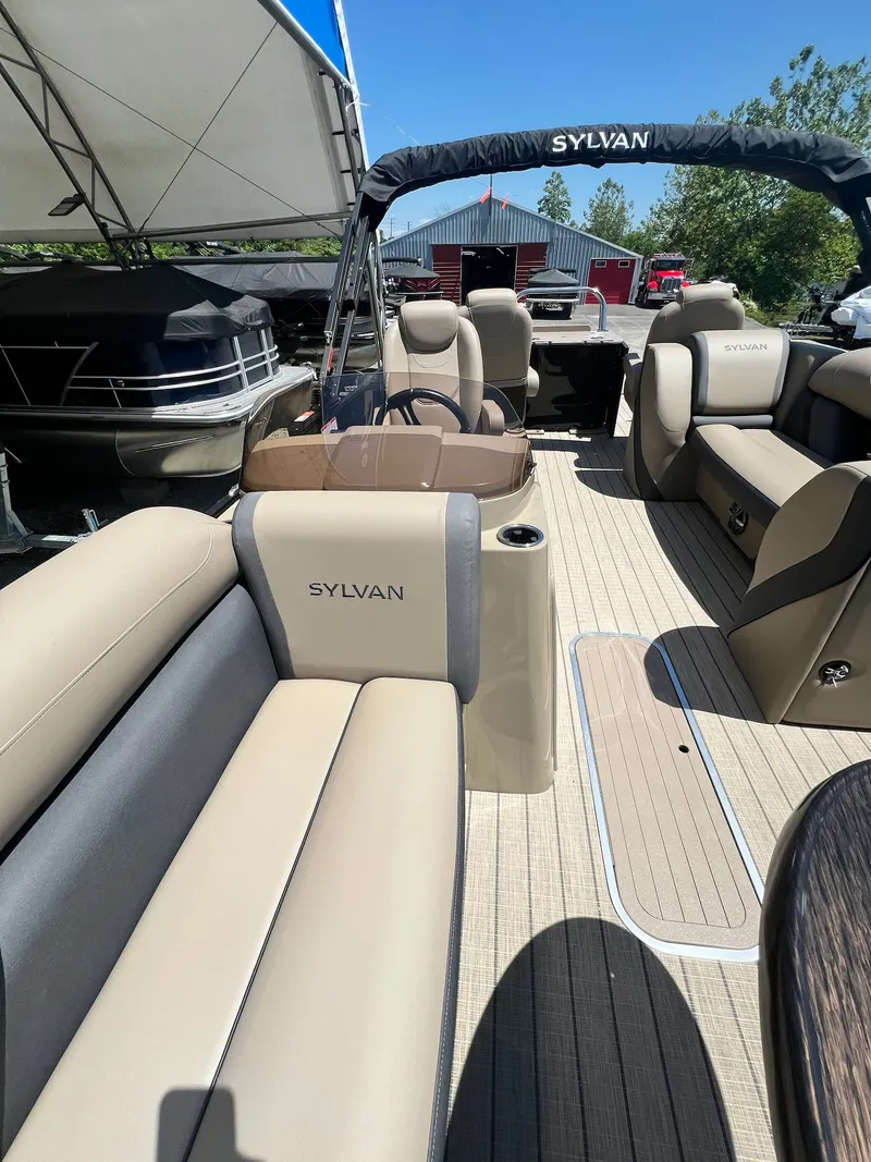 Slide: The Image of Sylvan X3 Party Fish Tritoon 2026 - 20