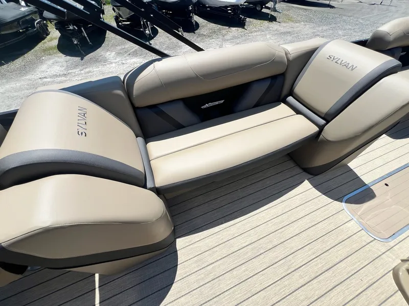 Slide: The Image of Sylvan X3 Party Fish Tritoon 2026 - 24