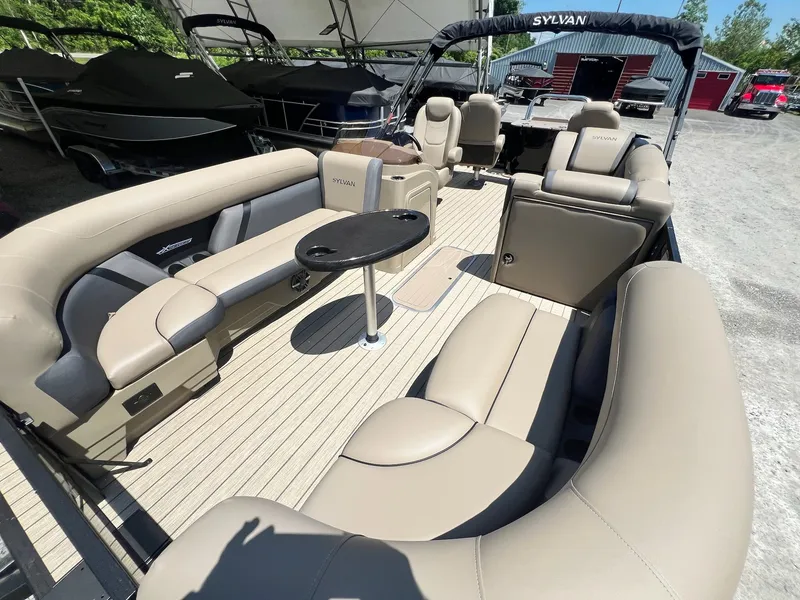 Slide: The Image of Sylvan X3 Party Fish Tritoon 2026 - 25