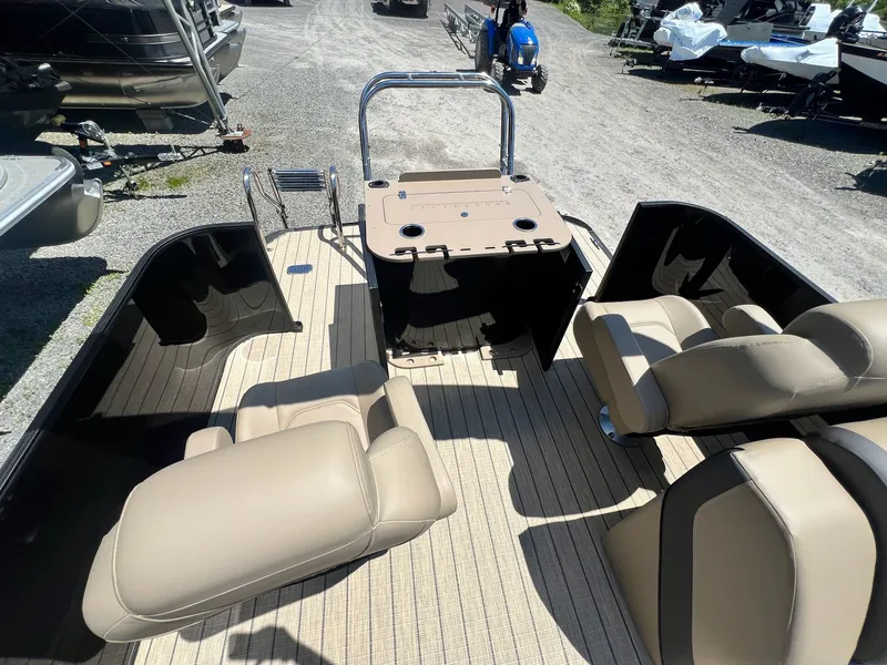 Slide: The Image of Sylvan X3 Party Fish Tritoon 2026 - 5