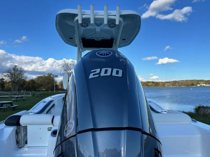 Slide: The Image of Tidewater 210 LXF 2025 - 10