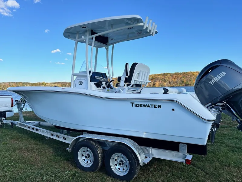 Slide: The Image of Tidewater 210 LXF 2025 - 12