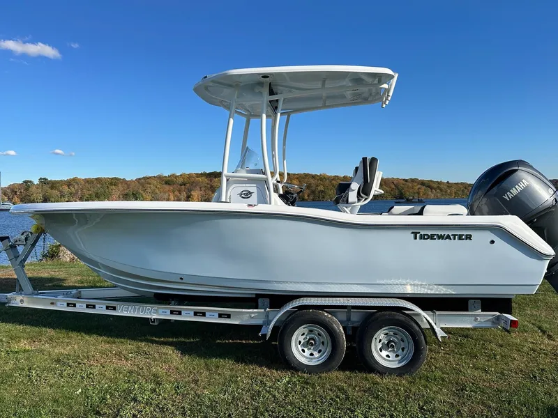 Slide: The Image of Tidewater 210 LXF 2025 - 14