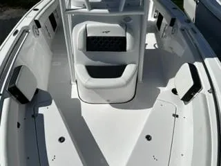 Slide: The Image of Tidewater 210 LXF 2025 - 21