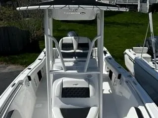 Slide: The Image of Tidewater 210 LXF 2025 - 23