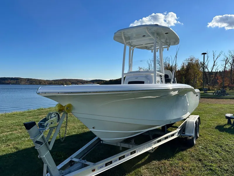 Slide: The Image of Tidewater 210 LXF 2025 - 3