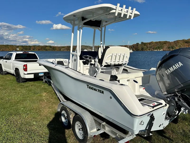 Slide: The Image of Tidewater 210 LXF 2025 - 7