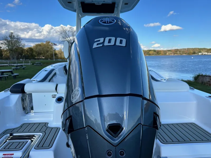 Slide: The Image of Tidewater 210 LXF 2025 - 9