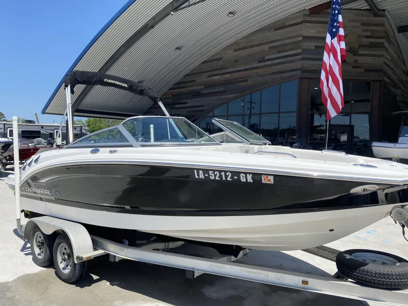 Slide: The Image of Chaparral SSi Sport Boat 206 2011 - 18