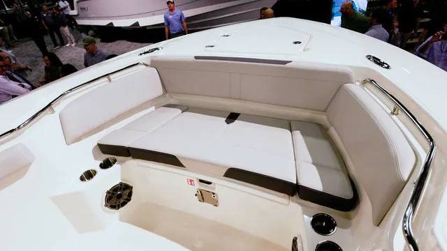 Slide: The Image of Boston Whaler 290 Outrage  2027 - 19