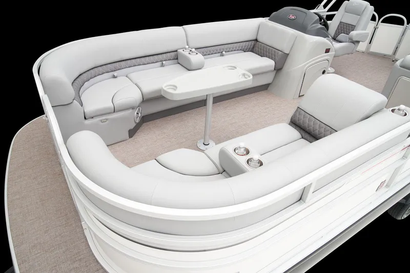 Slide: The Image of Ranger Reata 220C - 17