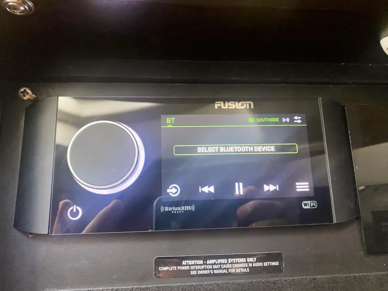 Slide: The Image of Fusion stereo system on a 2005 Sea Ray 420 Sundancer boat. - 34