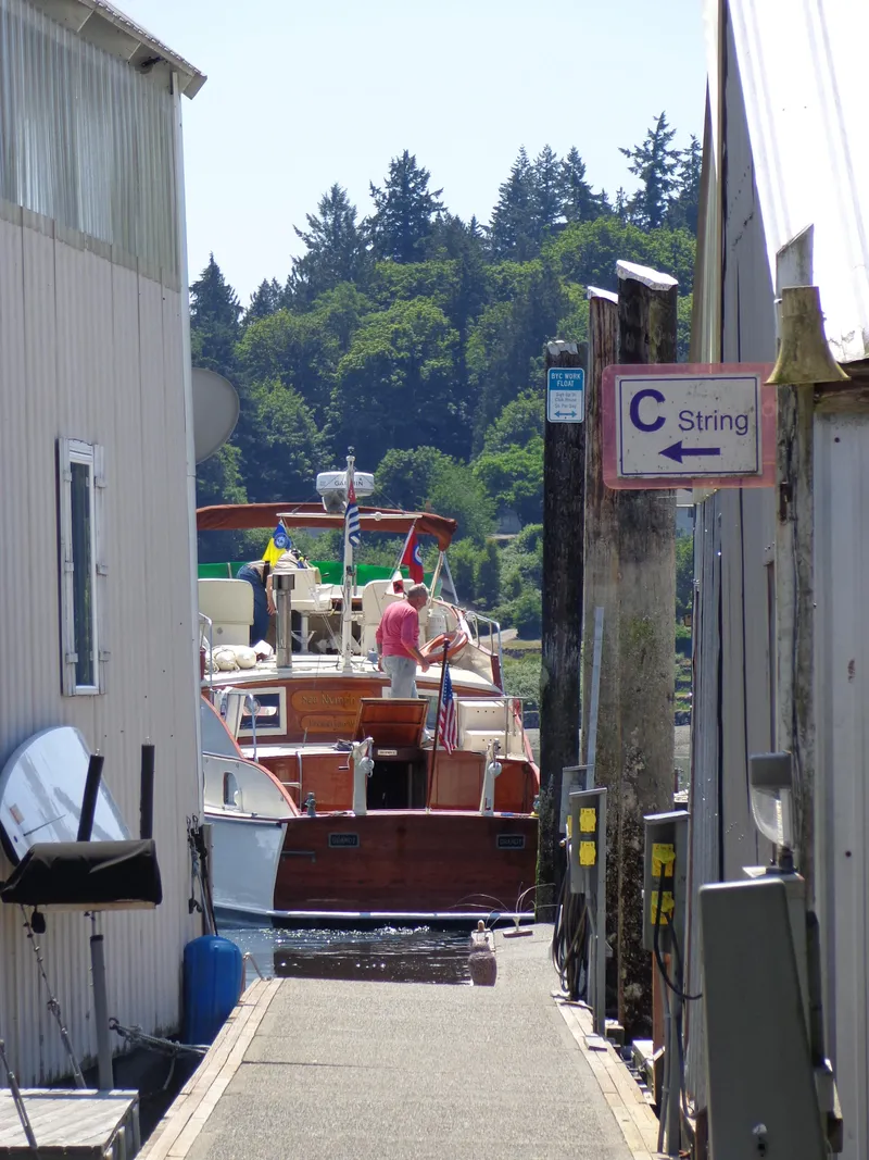 Slide: The Image of Monk Flybridge Sedan 1946 - 77