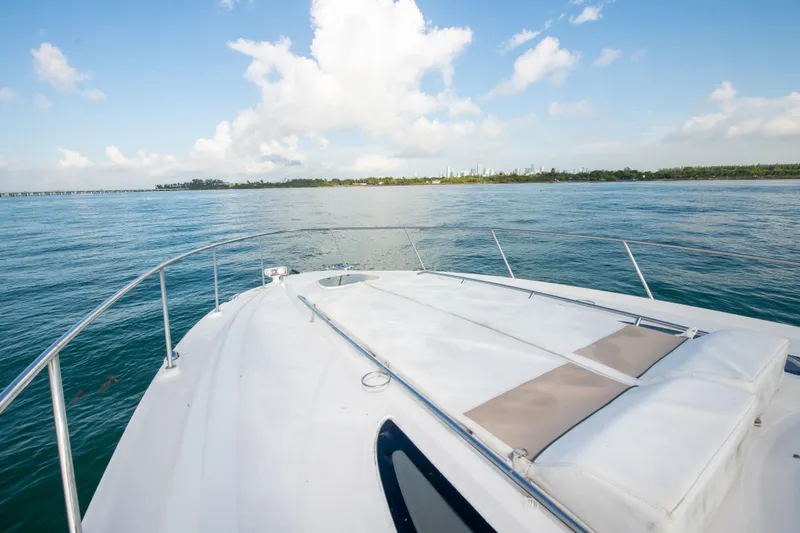 Slide: The Image of Bow view of 2009 Sea Ray 350 Sundancer on calm waters. - 31