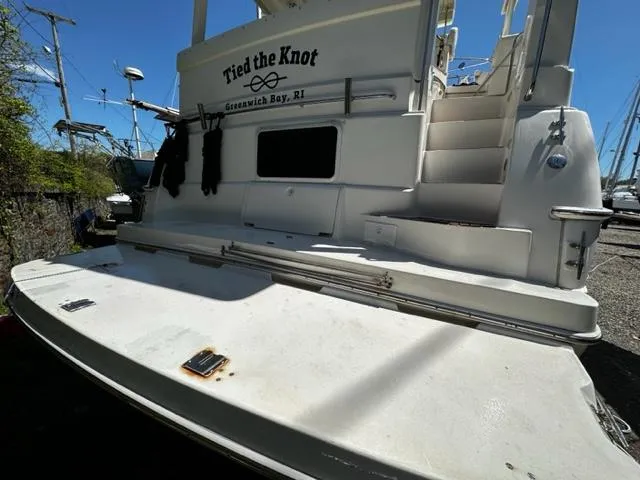 Slide: The Image of 2000 Silverton 392 Motor Yacht, Tied the Knot, docked in Greenwich Bay, RI. - 5