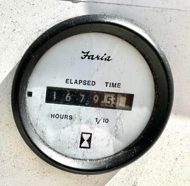 Slide: The Image of Silverton 392 Motor Yacht 2000 - 54