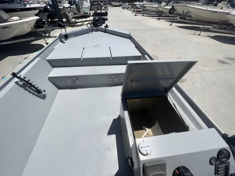 Slide: The Image of Southfork 20X72 Aluminum Boat 2021 - 14