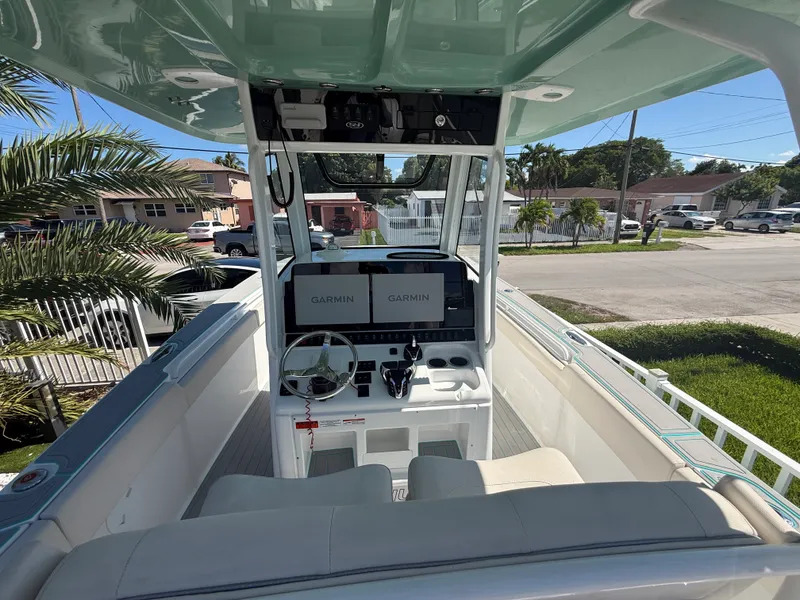 Slide: The Image of Sea Hunt GAMEFISH 28 CB 2024 - 46