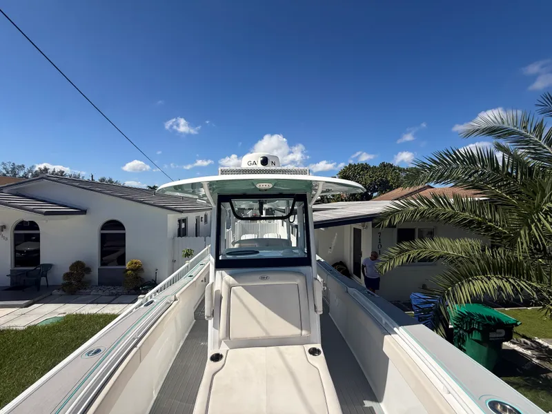 Slide: The Image of Sea Hunt GAMEFISH 28 CB 2024 - 9