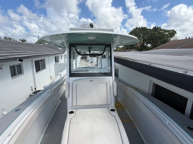 Slide: The Image of Sea Hunt GAMEFISH 28 CB 2024 - 7