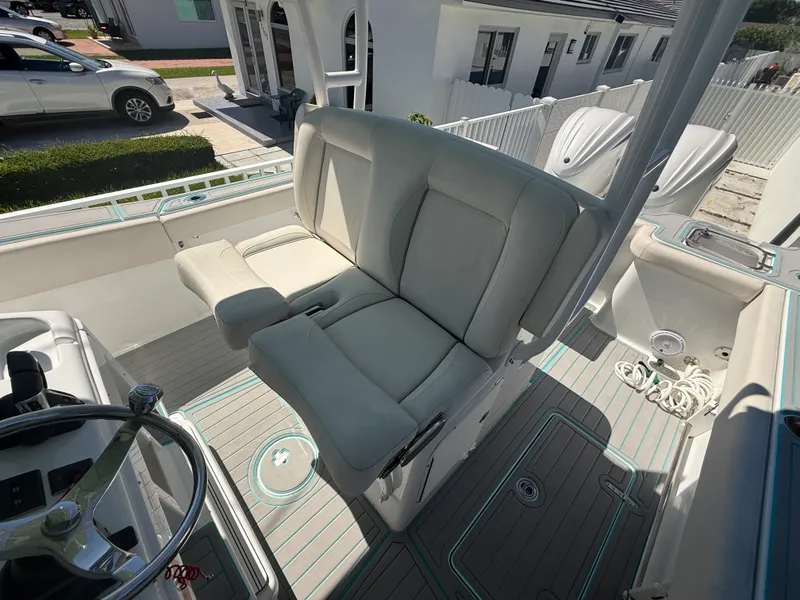 Slide: The Image of Sea Hunt GAMEFISH 28 CB 2024 - 36