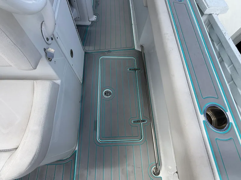 Slide: The Image of Sea Hunt GAMEFISH 28 CB 2024 - 27