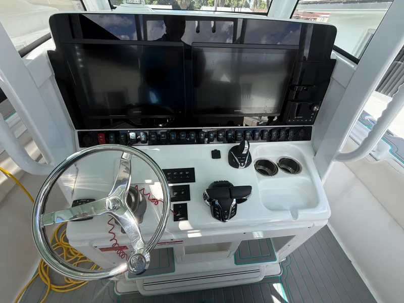 Slide: The Image of Sea Hunt GAMEFISH 28 CB 2024 - 43