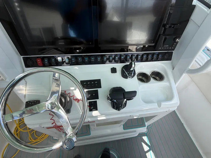 Slide: The Image of Sea Hunt GAMEFISH 28 CB 2024 - 42