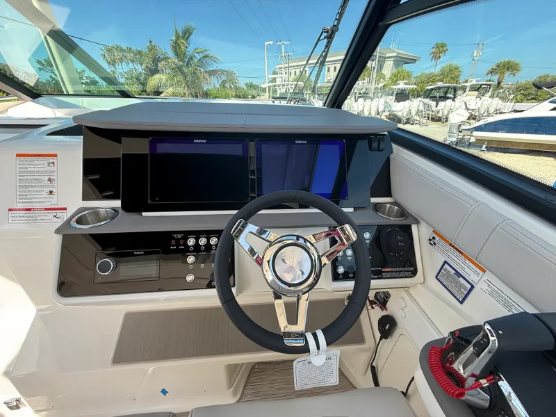Slide: The Image of Sea Ray Sundancer 320 Outboard 2027 - 11