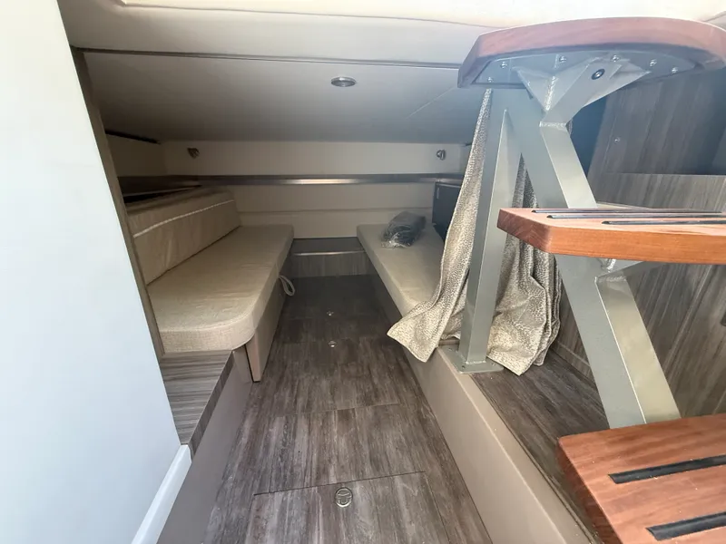 Slide: The Image of Sea Ray Sundancer 320 Outboard 2027 - 23