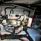Slide: The Image of Sea Ray Sundancer 370 Outboard 2024 - 29