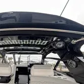 Slide: The Image of Sea Ray Sundancer 370 Outboard 2024 - 19