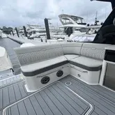 Slide: The Image of Sea Ray Sundancer 370 Outboard 2024 - 20