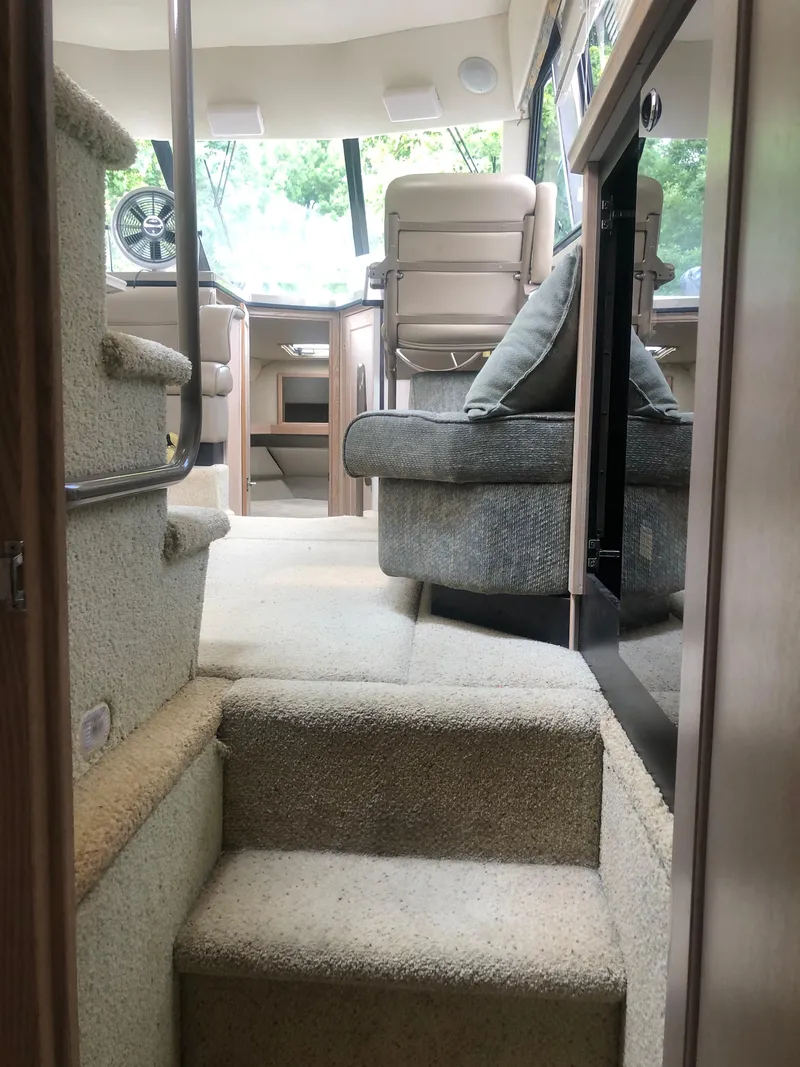 Slide: The Image of Bayliner 3587 Motoryacht 1996 - 51