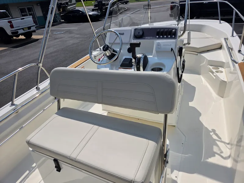 Slide: The Image of Boston Whaler 170 Montauk 2027 - 23