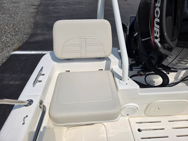 Slide: The Image of Boston Whaler 170 Montauk 2027 - 27