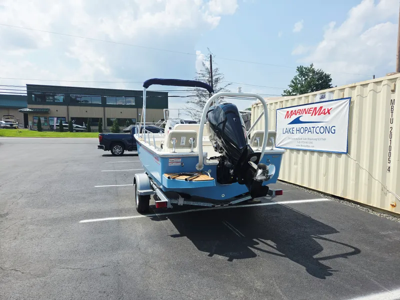 Slide: The Image of Boston Whaler 170 Montauk 2027 - 5