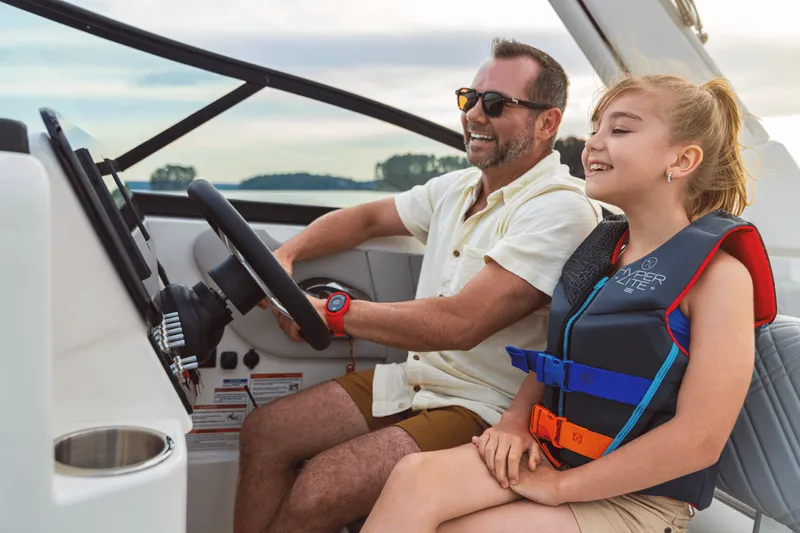 Slide: The Image of Sea Ray SDX 250 Outboard 2026 - 26