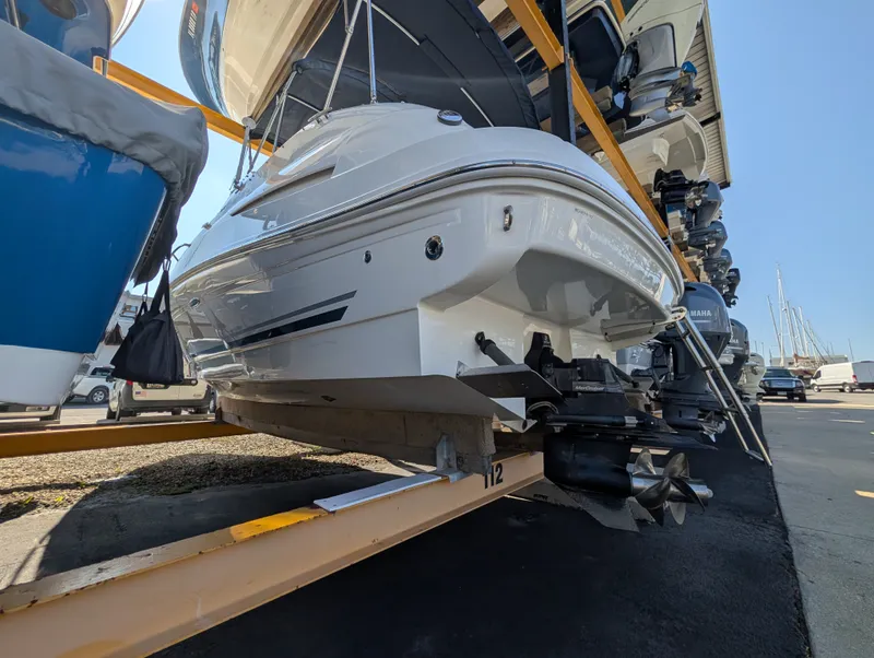 Slide: The Image of Sea Ray 240 SUNDANCER 2007 - 17