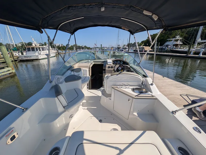 Slide: The Image of Sea Ray 240 SUNDANCER 2007 - 27
