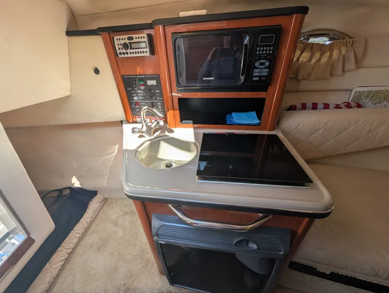 Slide: The Image of Sea Ray 240 SUNDANCER 2007 - 37