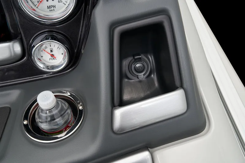 Slide: The Image of Ranger 223F 2023 - 32